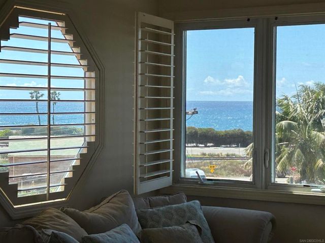 1841 MONTGOMERY, Cardiff By The Sea, CA 92007