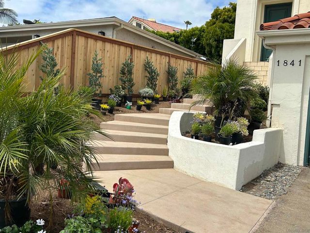 1841 MONTGOMERY, Cardiff By The Sea, CA 92007