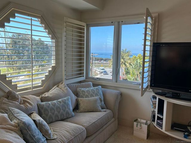 1841 MONTGOMERY, Cardiff By The Sea, CA 92007
