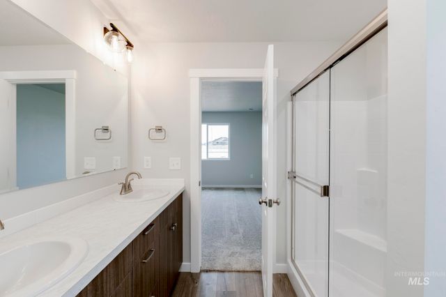 3018 E Mossy Creek Dr, Kuna, ID 83634