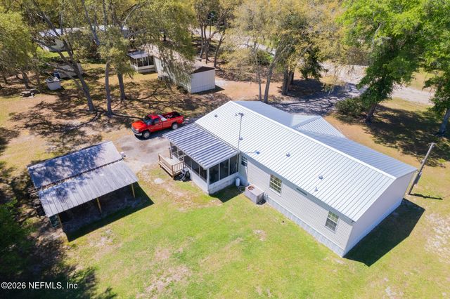 124 IDLEWOOD ACRES Lane, Pomona Park, FL 32181