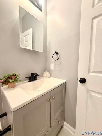 2115 Dinwiddie Ave, Richmond, VA 23224