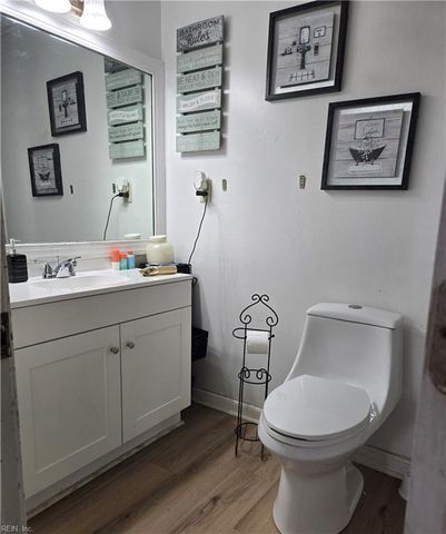 19 Carver CIR, Portsmouth, VA 23701