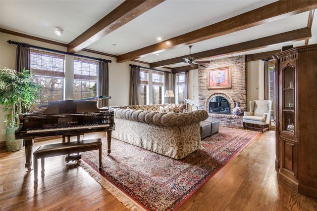 9009 Arbor Park Drive, Dallas, TX 75243