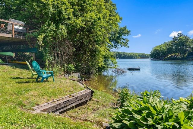 303 Lakeshore Dr, Marlborough, MA 01752