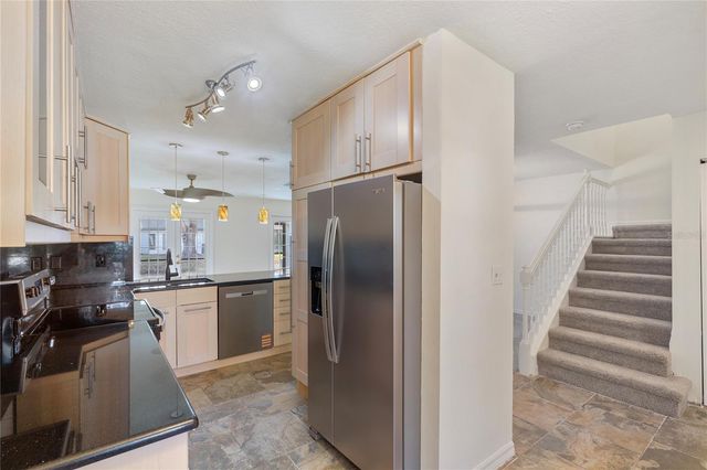 4138 BRENTWOOD PARK CIRCLE, Tampa, FL 33624