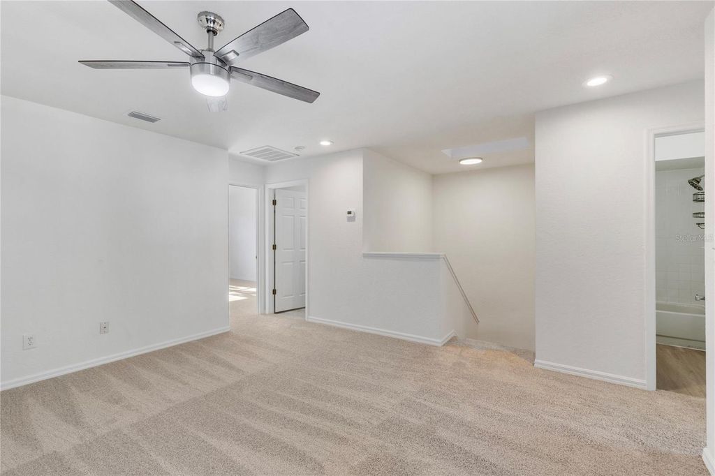 Image 22 of property listing at 4138 BRENTWOOD PARK CIRCLE, Tampa, FL 33624