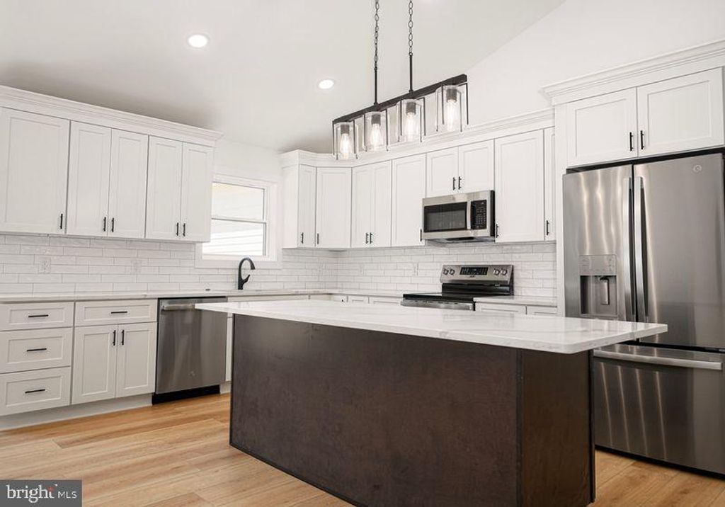 Image 7 of property listing at 2104 RUFFS MILL RD, Bel Air, MD 21015