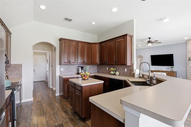 182 Portales Drive, Aledo, TX 76008