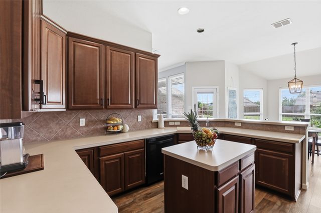 182 Portales Drive, Aledo, TX 76008