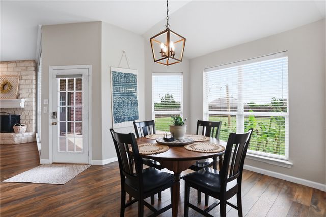 182 Portales Drive, Aledo, TX 76008