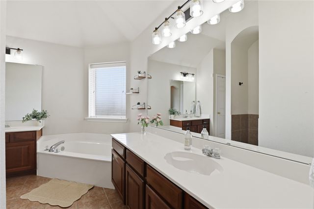 182 Portales Drive, Aledo, TX 76008