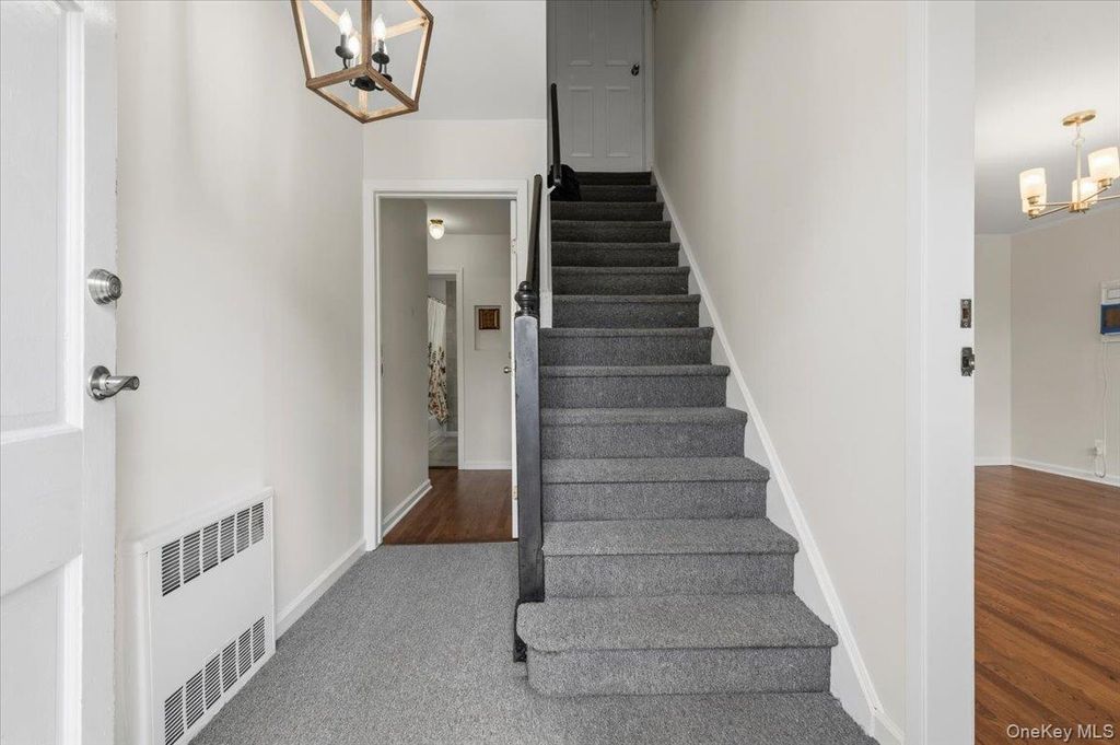 177 Toronto Avenue, Massapequa, NY 11758 — photo 2