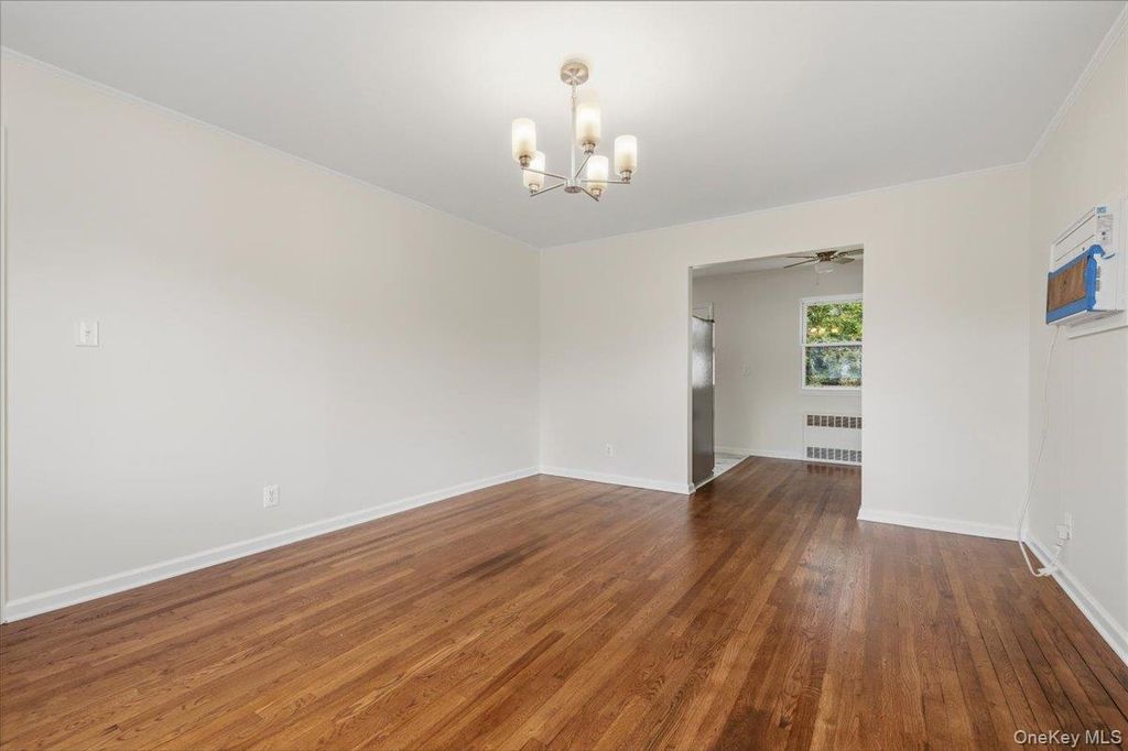 177 Toronto Avenue, Massapequa, NY 11758 — photo 4