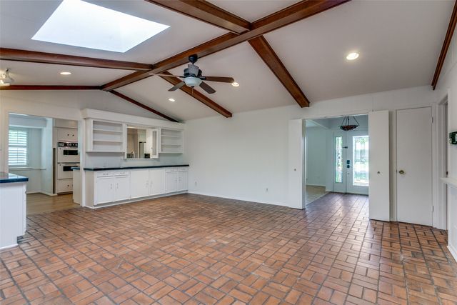 4818 Thunder Road, Dallas, TX 75244