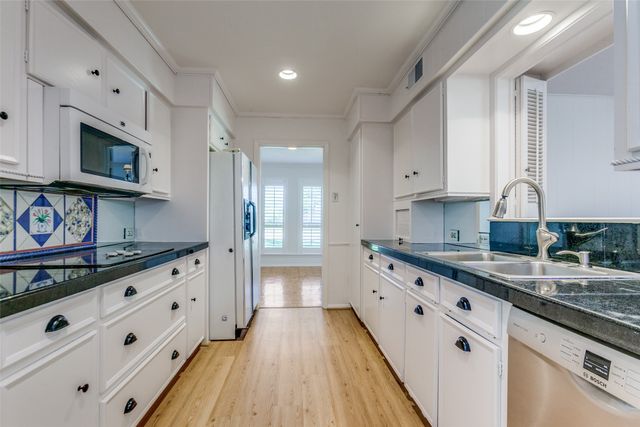 4818 Thunder Road, Dallas, TX 75244