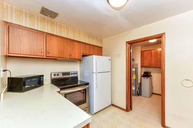 431 S Carr Road, Plainfield, IN 46168