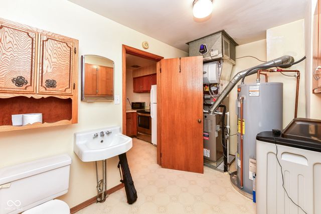431 S Carr Road, Plainfield, IN 46168