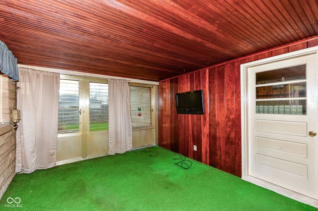 431 S Carr Road, Plainfield, IN 46168