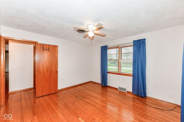 431 S Carr Road, Plainfield, IN 46168