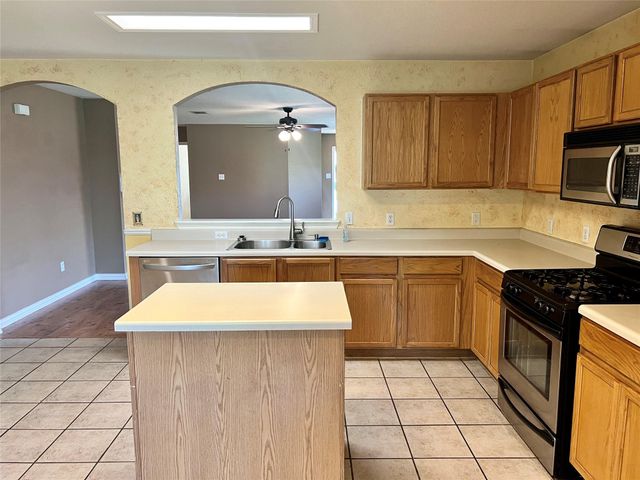 1152 Terra ST, Round Rock, TX 78665