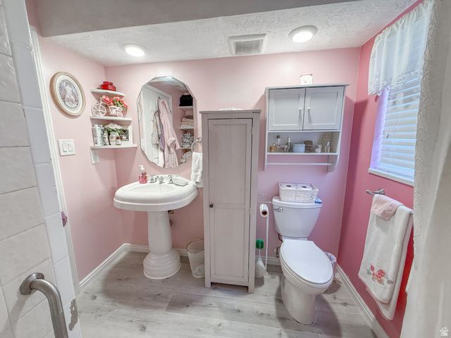 1180 W 975 S, Clearfield, UT 84015