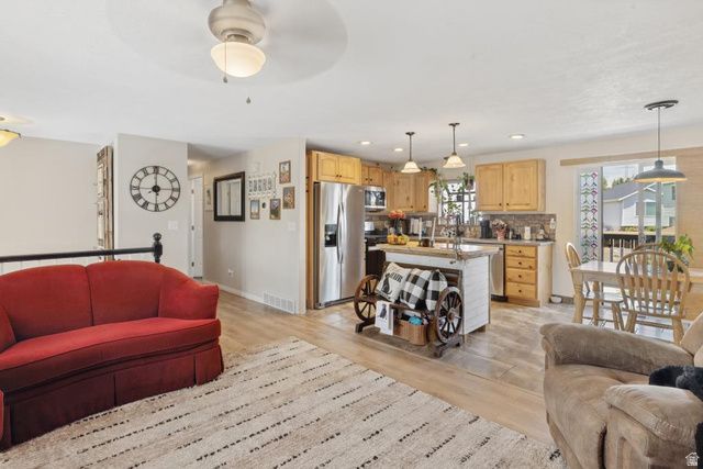 1180 W 975 S, Clearfield, UT 84015