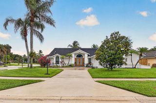 12897 La Rochelle Circle, Palm Beach Gardens, FL 33410