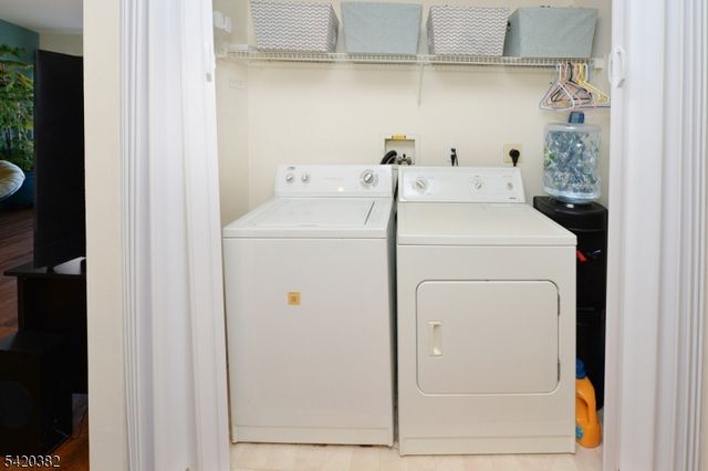 20 Parkside Ct, Wayne Twp., NJ 07470