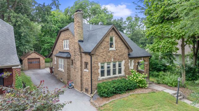 1739 Cedar Road, Homewood, IL 60430