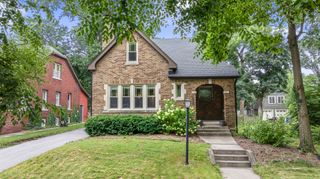1739 Cedar Road, Homewood, IL 60430
