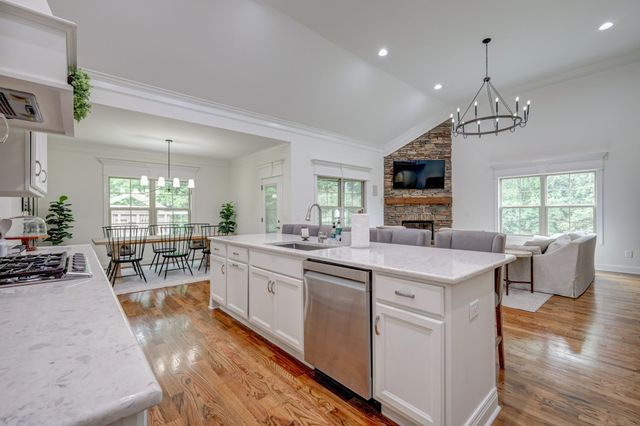 7045 Salmon Run, Spring Hill, TN 37174