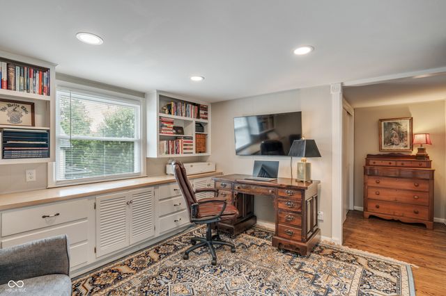 134 W 44th Street, Indianapolis, IN 46208