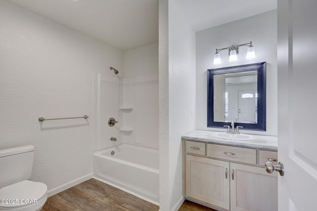 1901 Illinois Avenue, Joplin, MO 64804