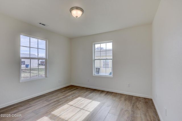 1901 Illinois Avenue, Joplin, MO 64804