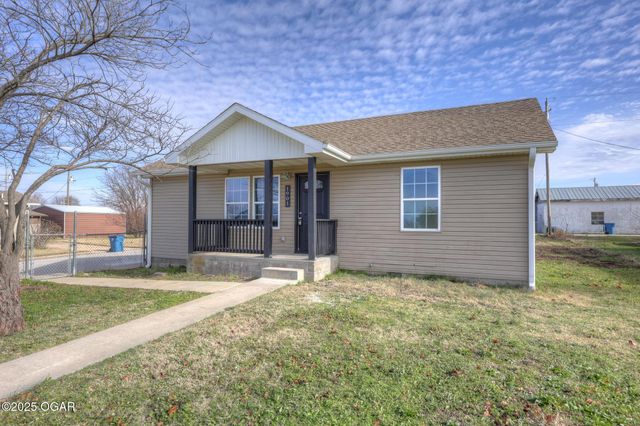 1901 Illinois Avenue, Joplin, MO 64804