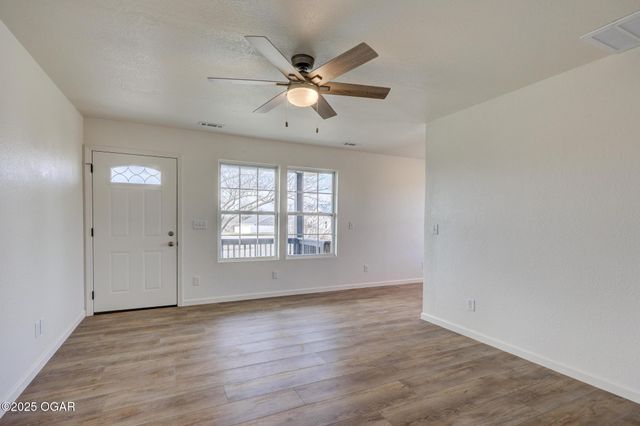 1901 Illinois Avenue, Joplin, MO 64804