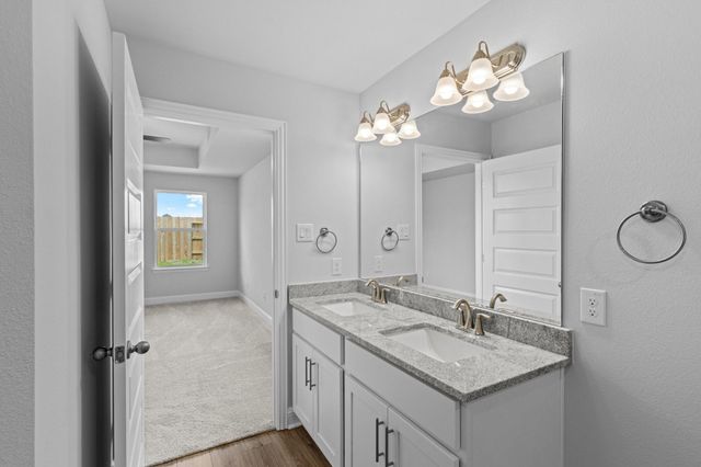 2119 Emerald Lake Trail, Dayton, TX 77535