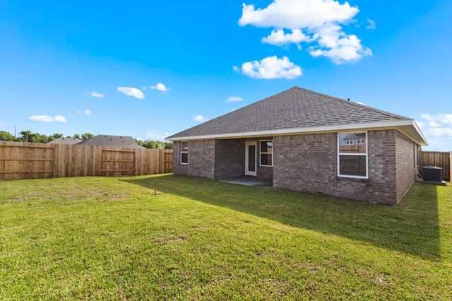 2119 Emerald Lake Trail, Dayton, TX 77535