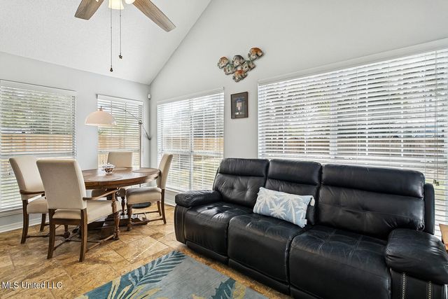 9117 Barnacle Boulevard, Ocean Springs, MS 39564