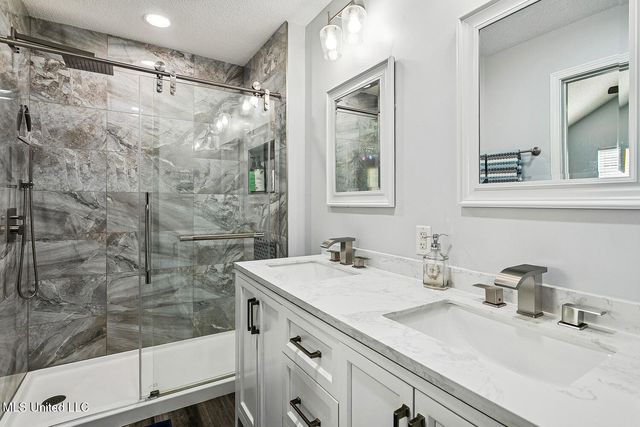 9117 Barnacle Boulevard, Ocean Springs, MS 39564