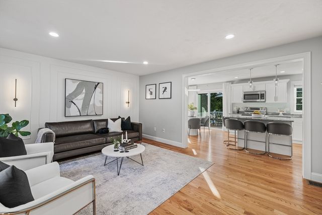 19 Green St, Berkley, MA 02779