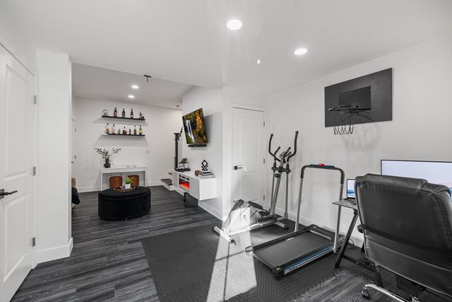 19 Green St, Berkley, MA 02779