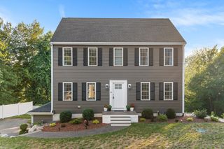 19 Green St, Berkley, MA 02779
