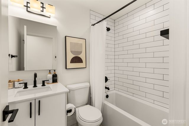 1405 N 103rd Street, Seattle, WA 98133