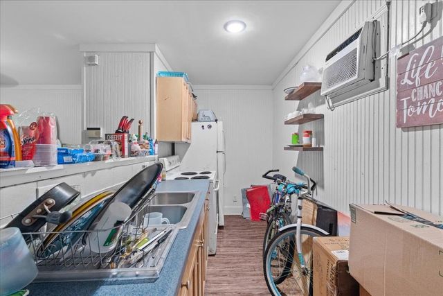 906 Buena Vista Drive, Tallahassee, FL 32304