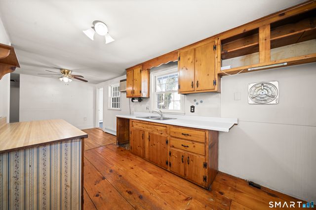 50 Roosevelt Boulevard, Enfield, CT 06082