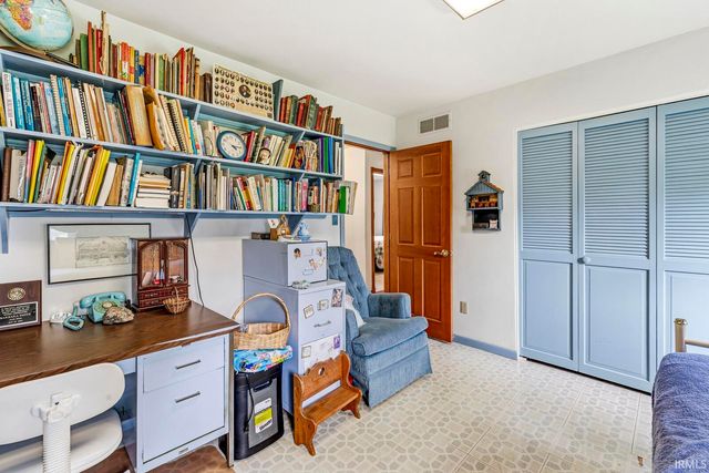 404 Terry Lane, Mishawaka, IN 46544