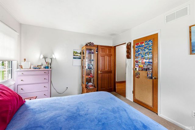 404 Terry Lane, Mishawaka, IN 46544