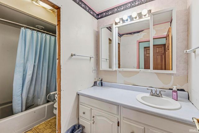 404 Terry Lane, Mishawaka, IN 46544